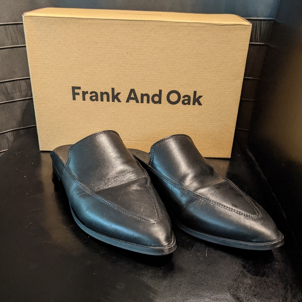 Frank & Oak Black Leather Mules Pointed Flat Loafers 8.5 US 39 EU